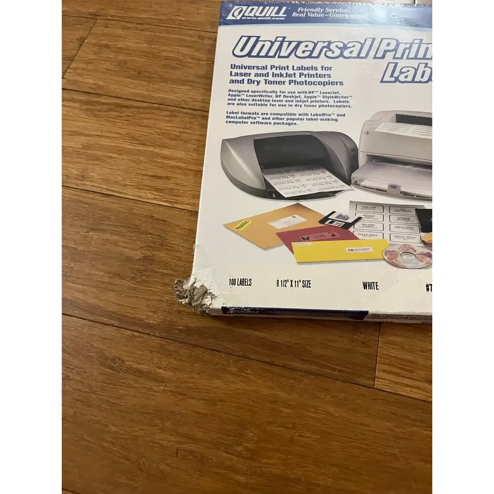 Quill universal print labels 8 1/2”x 11”- white- 200 labels- New box damage
